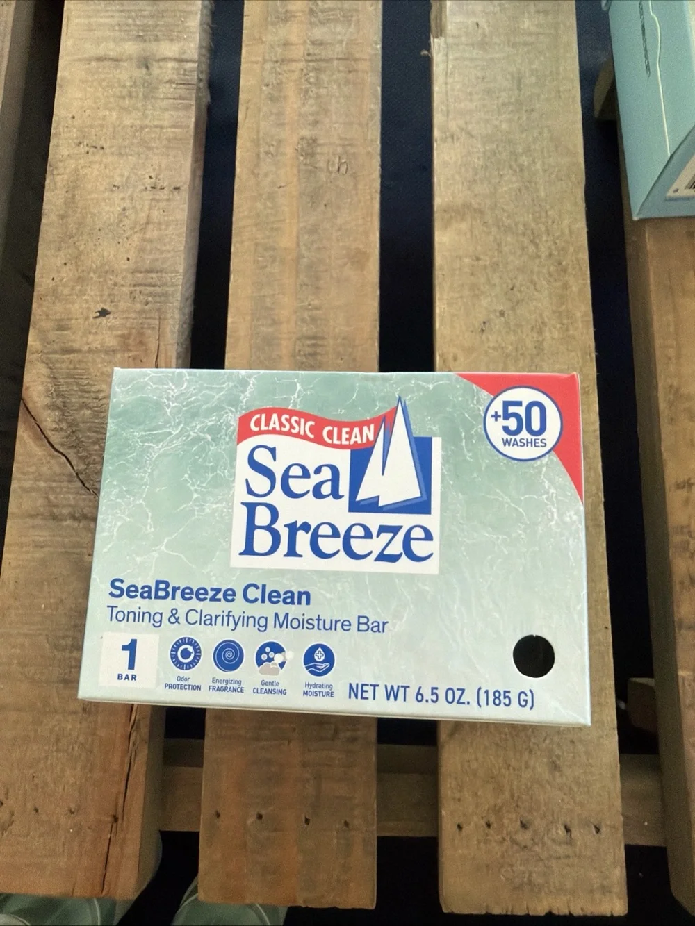 Sea Breeze Classic Clean toning & clarifying Soap Bar -4 Pack)